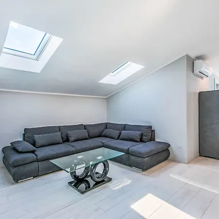 Mapo By Interhome